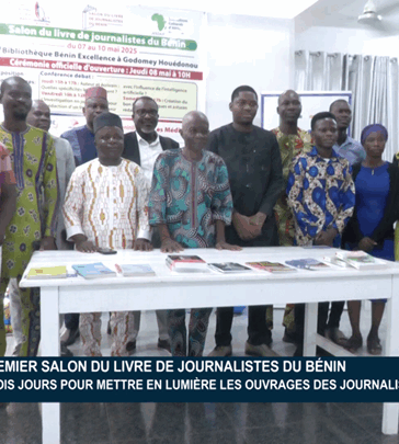 salon du livre de journalistes du Béni